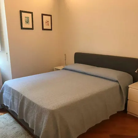 Via Giulia Beautiful Historic Centre Apartment