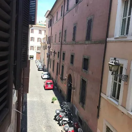 Via Giulia Beautiful Historic Centre Rome